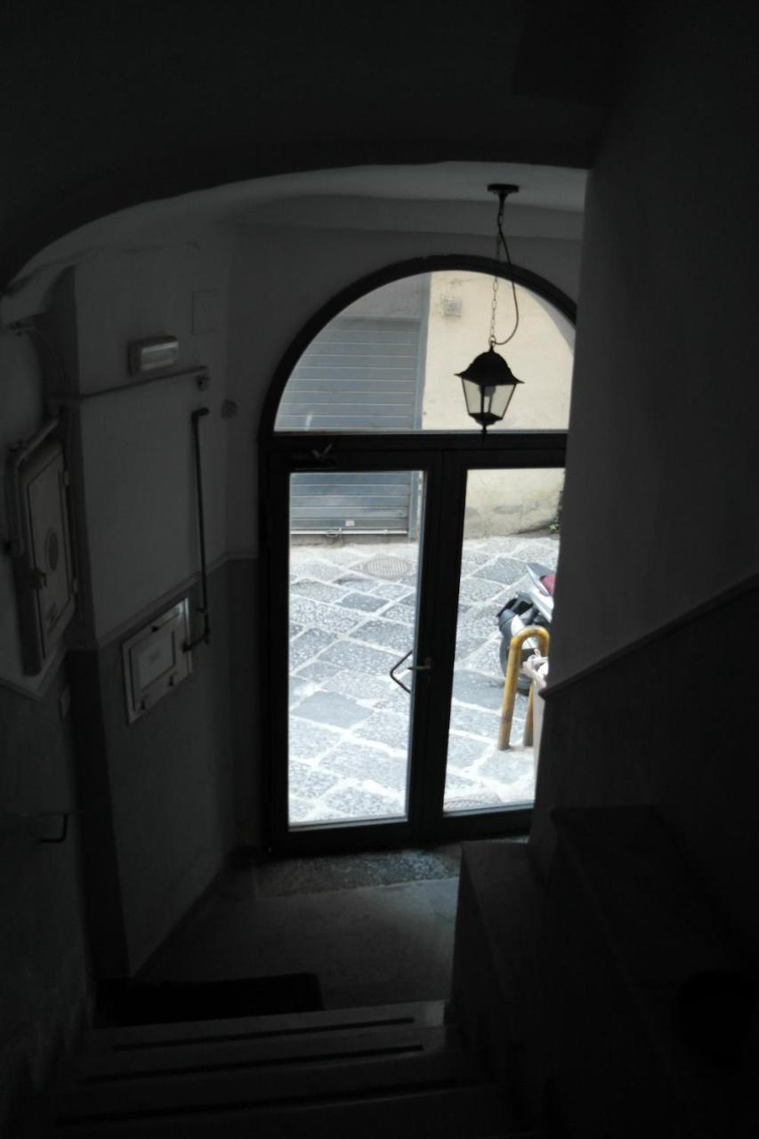 Bed and Breakfast A due passi da Dante Napoli Esterno foto