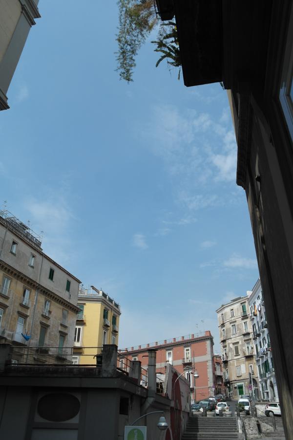 Bed and Breakfast A due passi da Dante Napoli Esterno foto