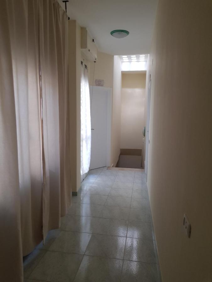 Bed and Breakfast A due passi da Dante Napoli Esterno foto