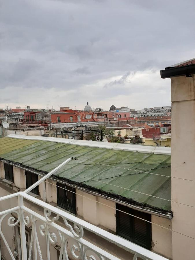 Bed and Breakfast A due passi da Dante Napoli Esterno foto